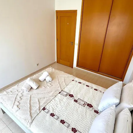 Ahs T1luminoso T1 Com Varanda E Piscina Apartment *
